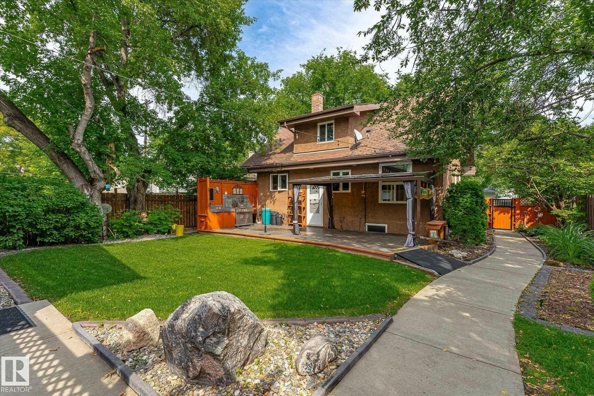 11322 56 Street, Edmonton, AB, T5W 3S4