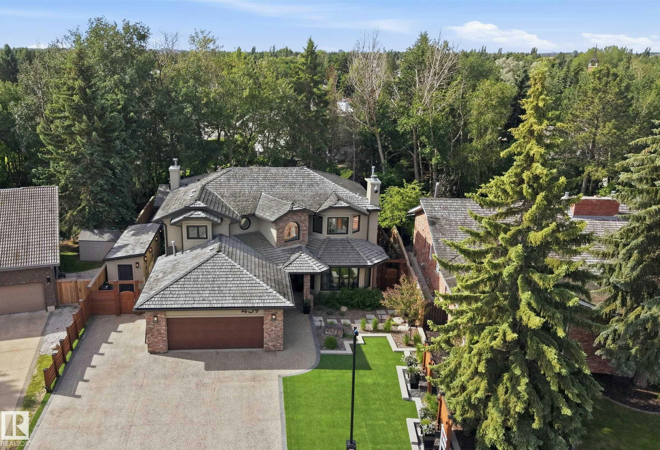 439 Rooney Crescent, Edmonton, AB, T6R 1C5