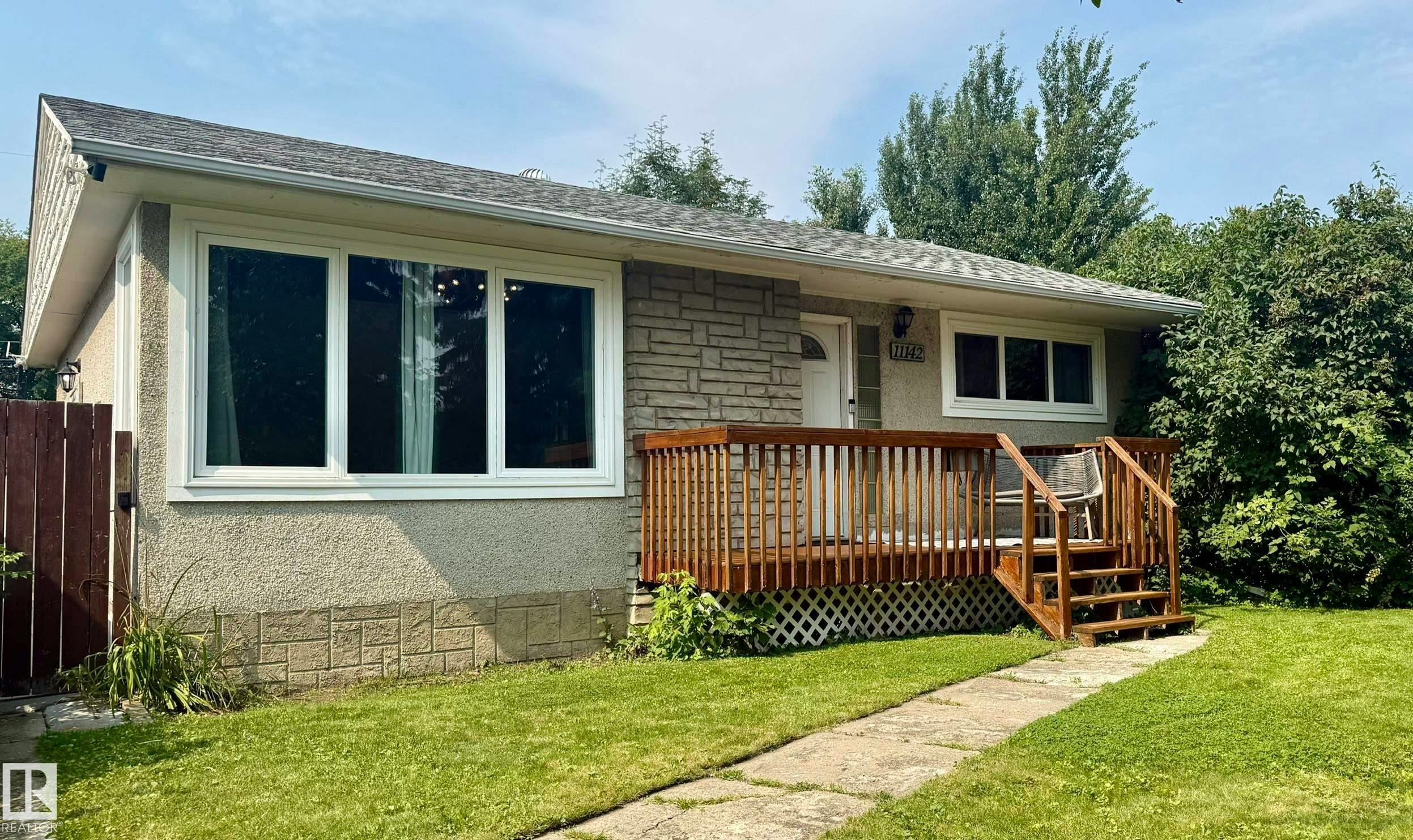 11142 51 Street, Edmonton, AB, T5W 3E6