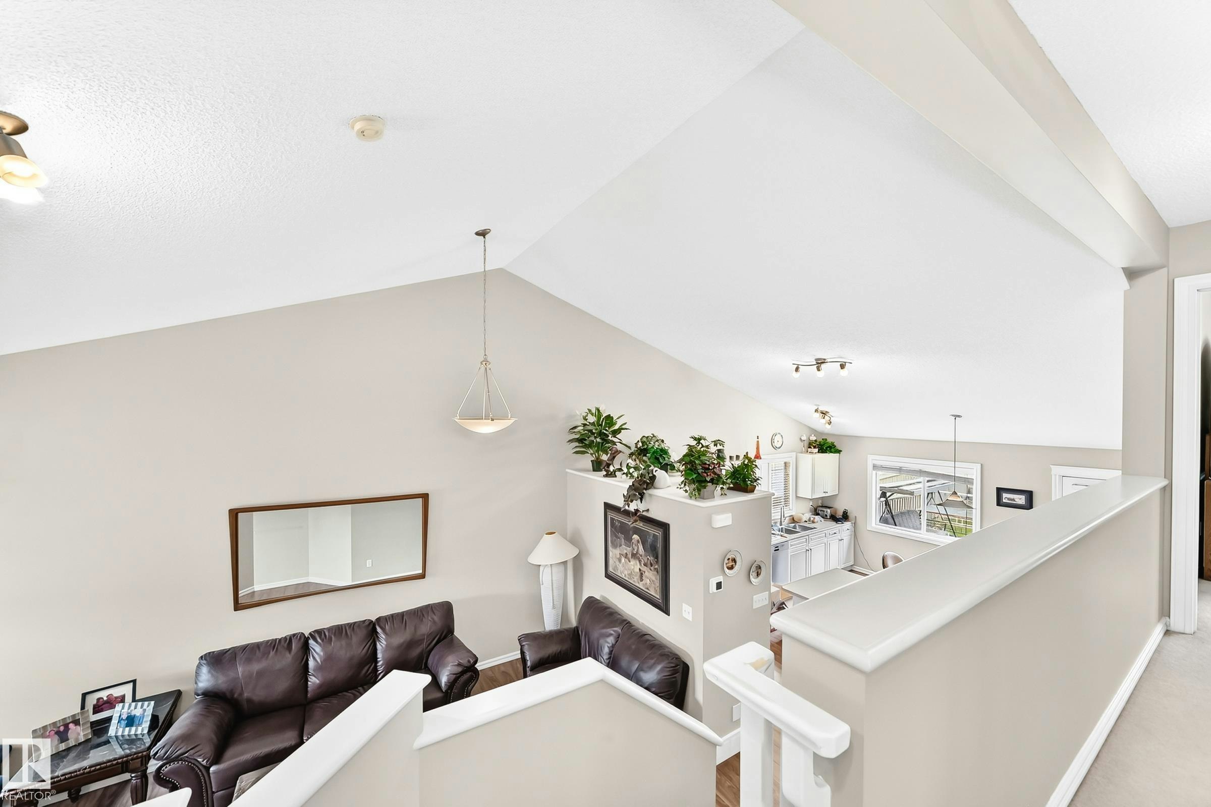 3226 30 Avenue, Edmonton, AB, T6T 1T4 - 36
