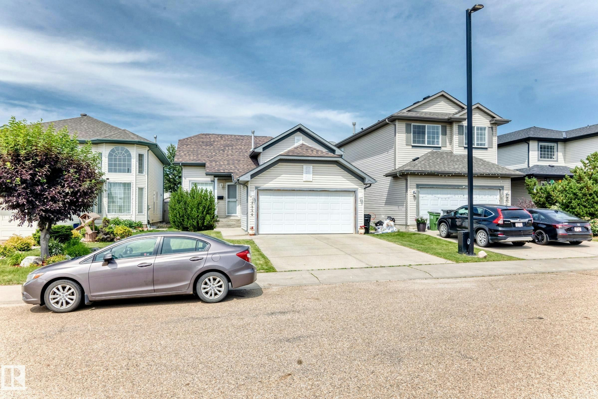3226 30 Avenue, Edmonton, AB, T6T 1T4 - 54