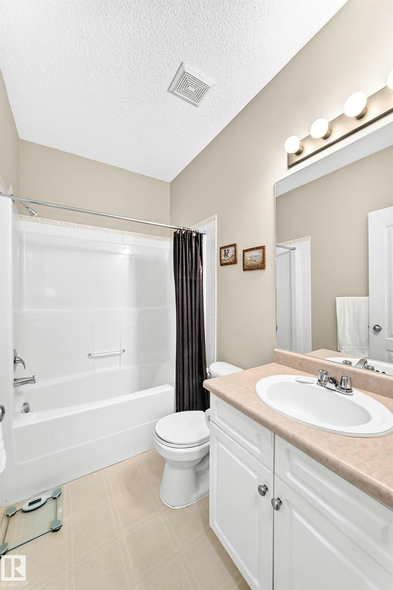 3226 30 Avenue, Edmonton, AB, T6T 1T4 - 42