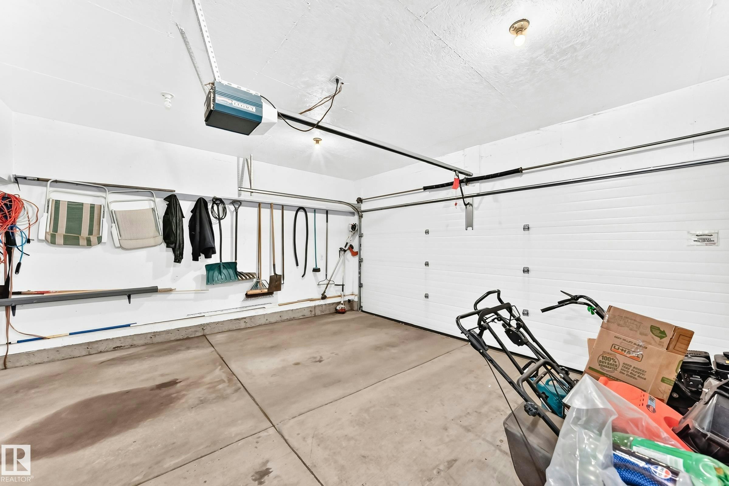 3226 30 Avenue, Edmonton, AB, T6T 1T4 - 49