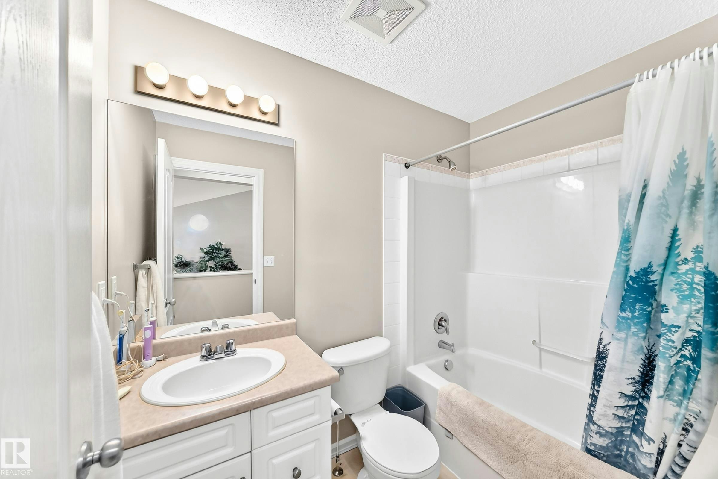 3226 30 Avenue, Edmonton, AB, T6T 1T4 - 33