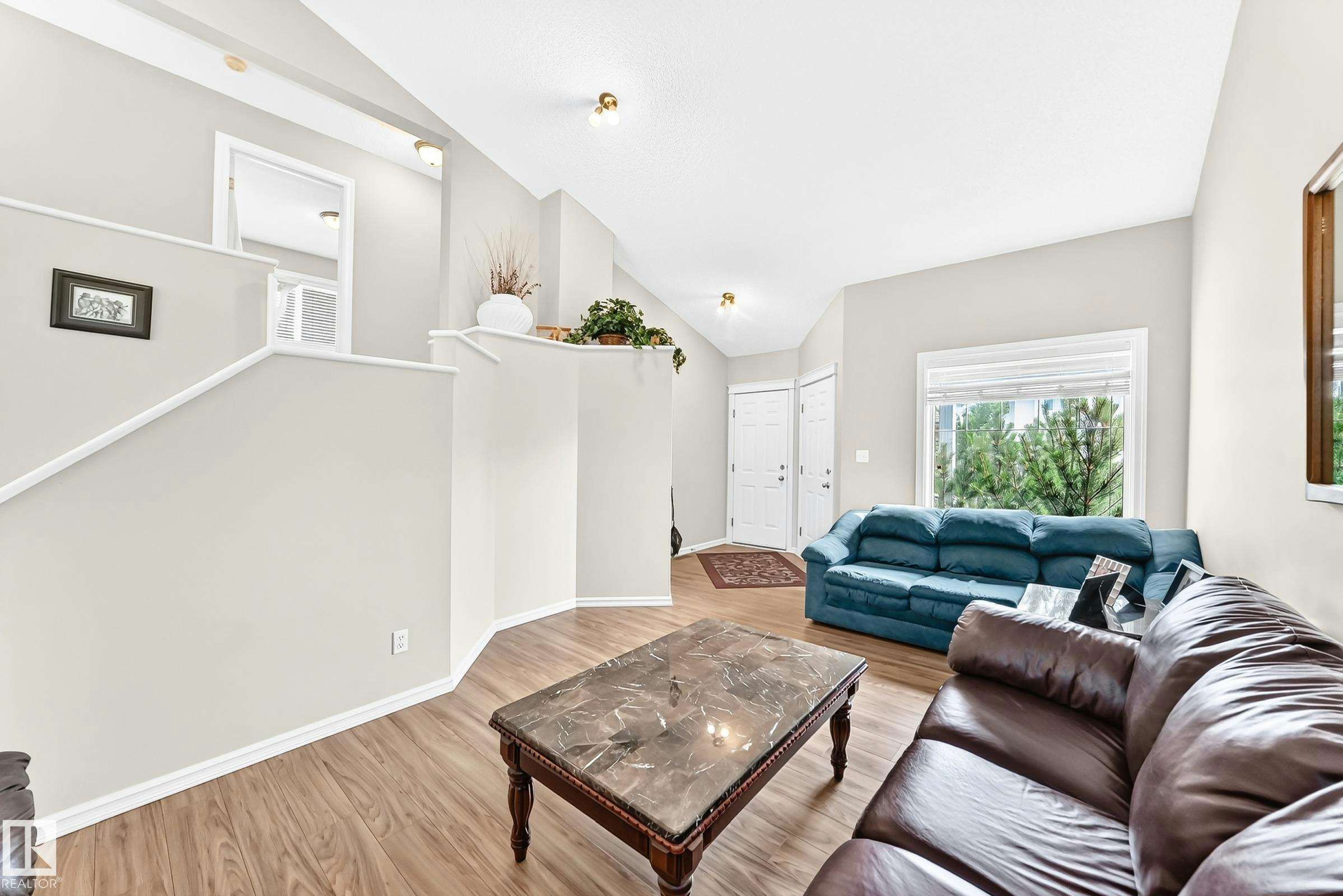 3226 30 Avenue, Edmonton, AB, T6T 1T4 - 10