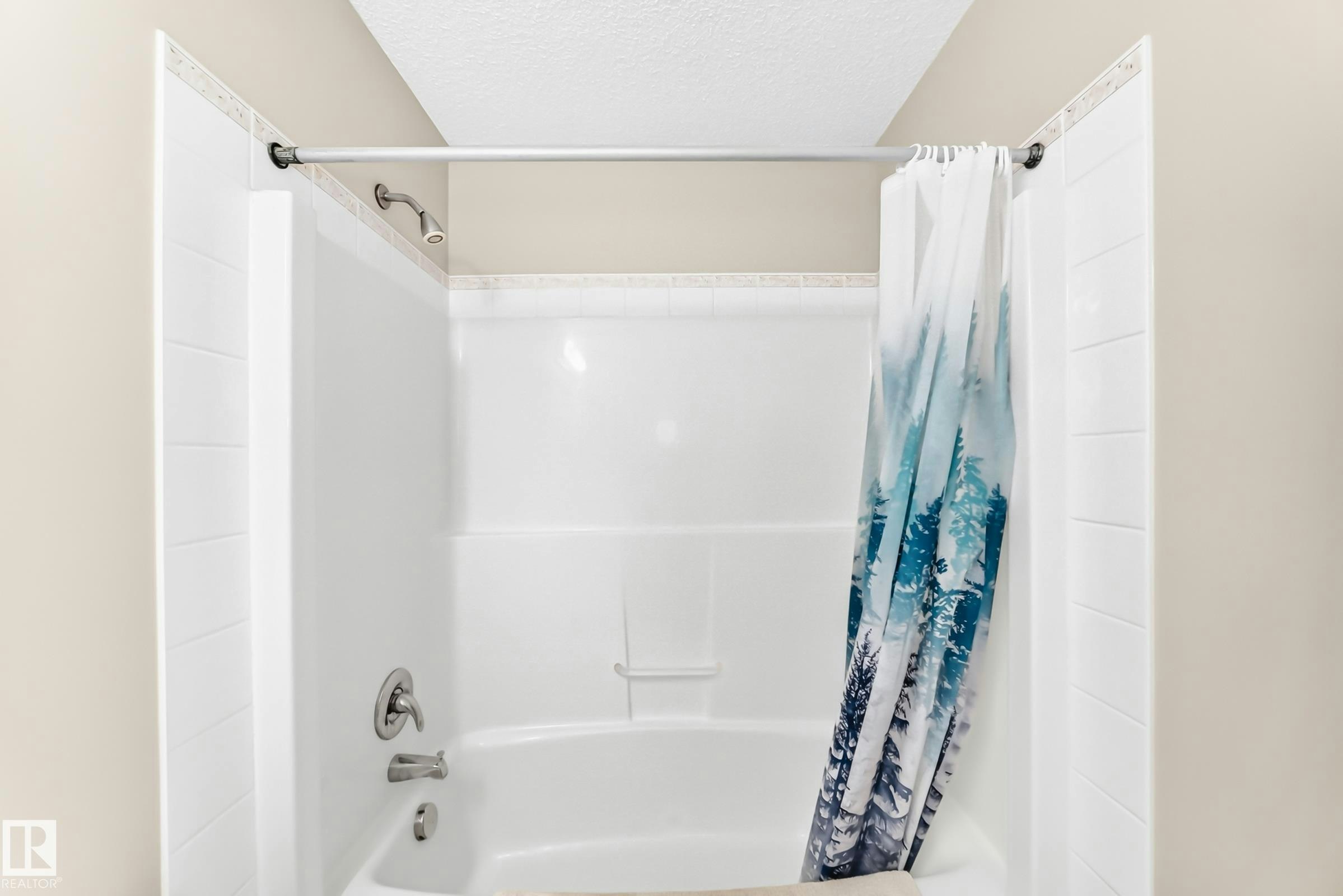 3226 30 Avenue, Edmonton, AB, T6T 1T4 - 34