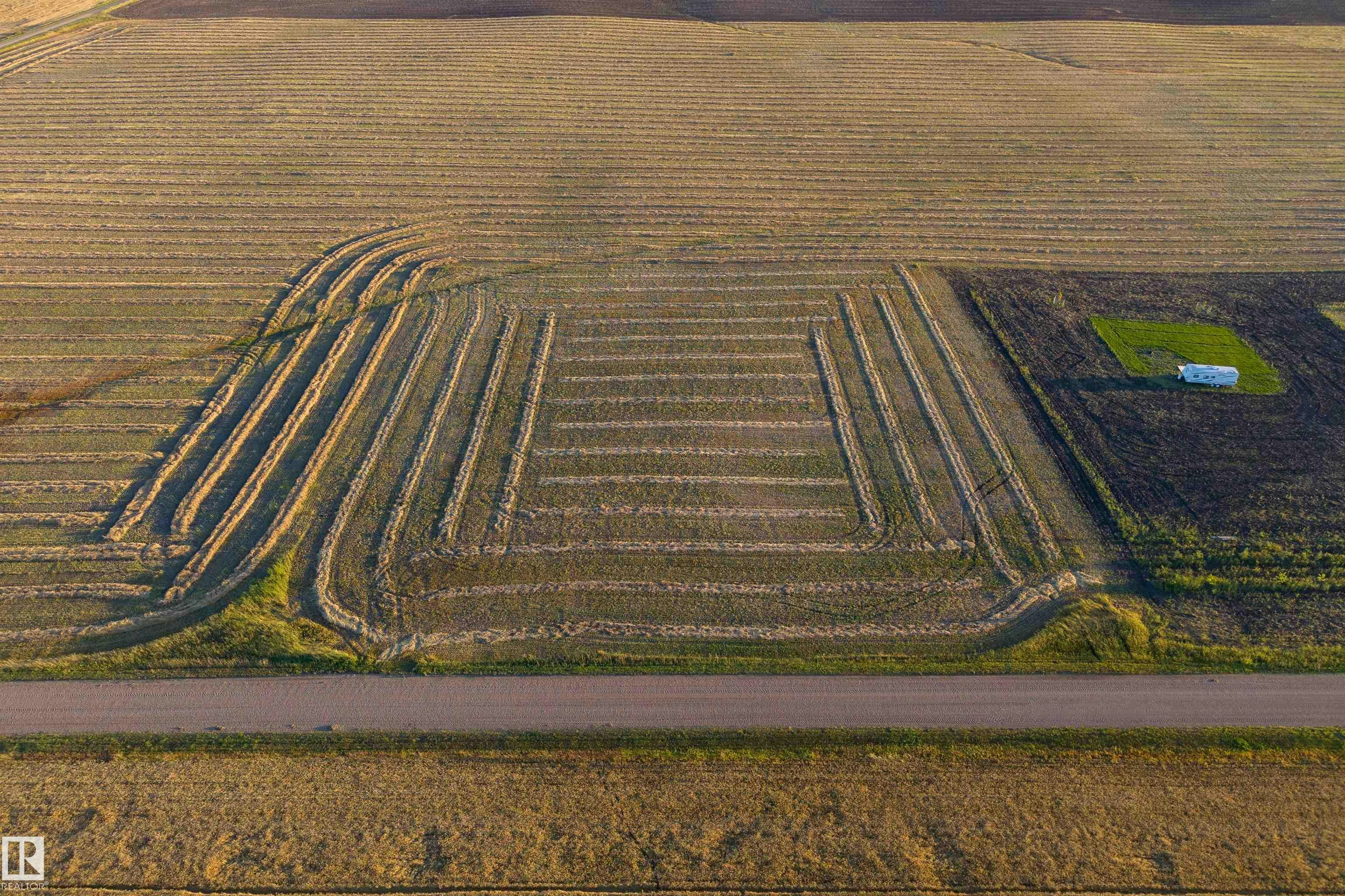 Rge Rd 261 Twp Rd 570, Rural Sturgeon County, AB, T8R 1P5