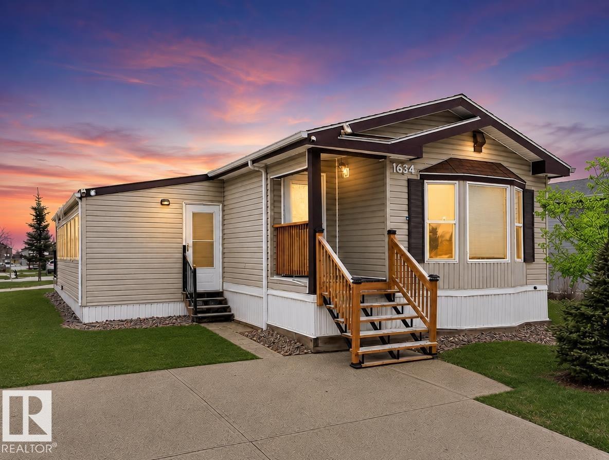 1634 66 Ave Maple Ridge Mh Pa, Edmonton, AB, T6P 0A6