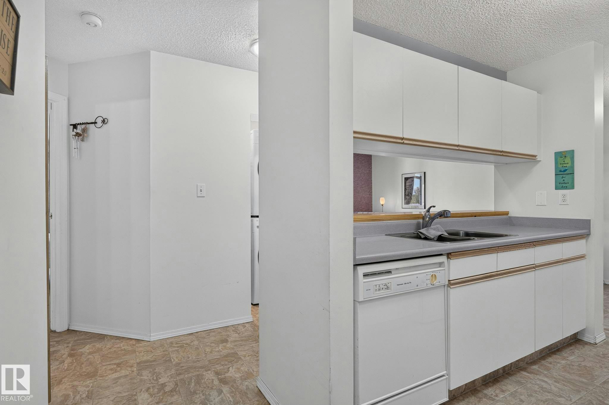 414-10636 120 Street, Edmonton, AB, T5H 4L5 - 6