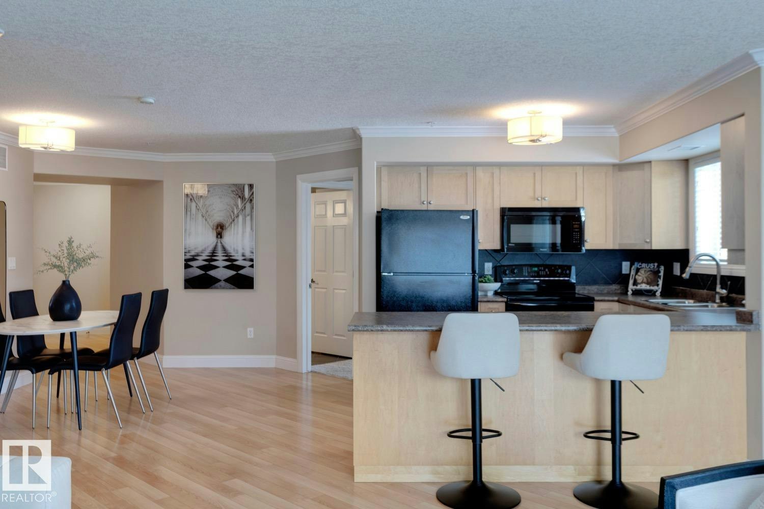 207-14612 125 Street, Edmonton, AB, T5X 0B6 - 12