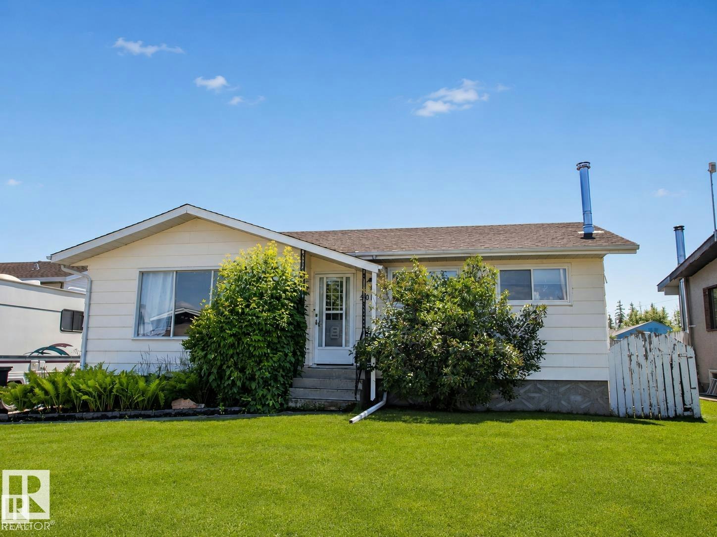 5017 55 Ave, St. Paul Town, AB, T0A 3A1
