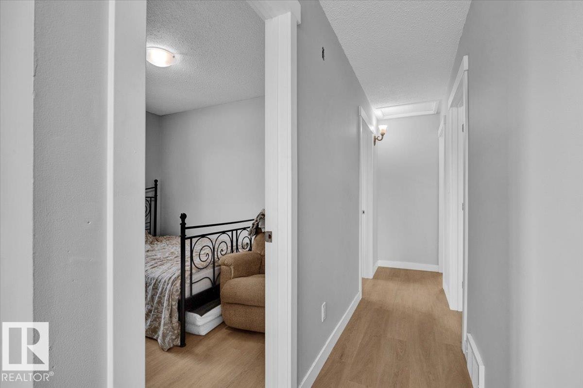 13225 47 Street, Edmonton, AB, T5A 3L5 - 17