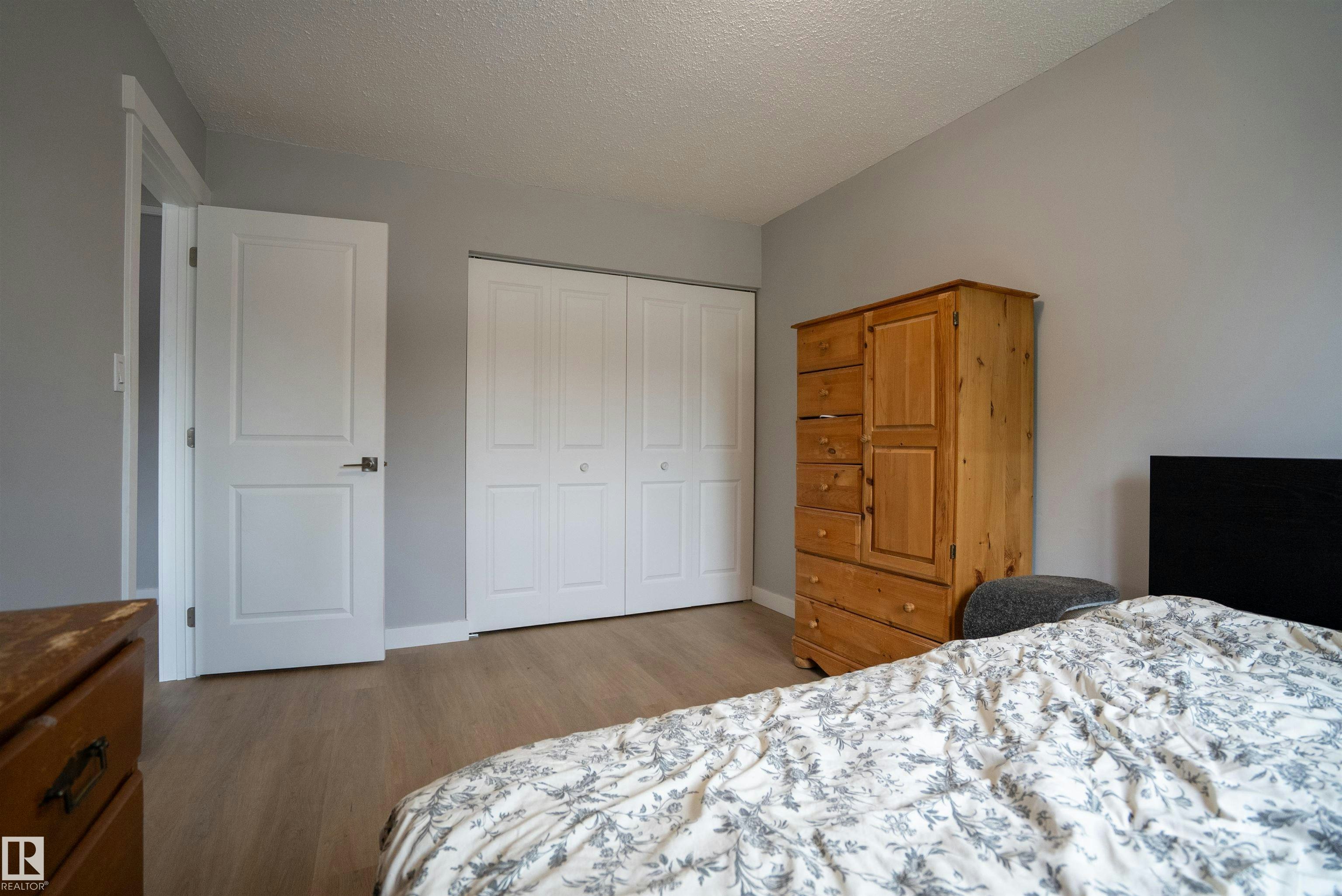 13225 47 Street, Edmonton, AB, T5A 3L5 - 40