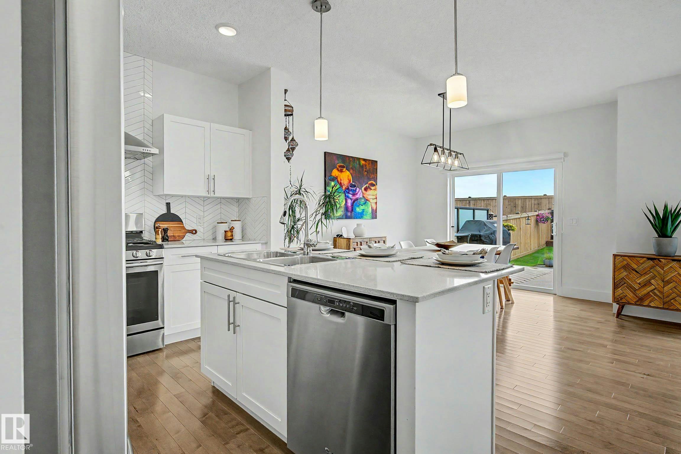 12120 177 Avenue, Edmonton, AB, T5X 0L1 - 17