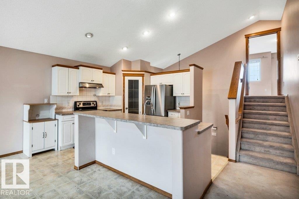 4051 33 Street, Edmonton, AB, T6T 1P2 - 8
