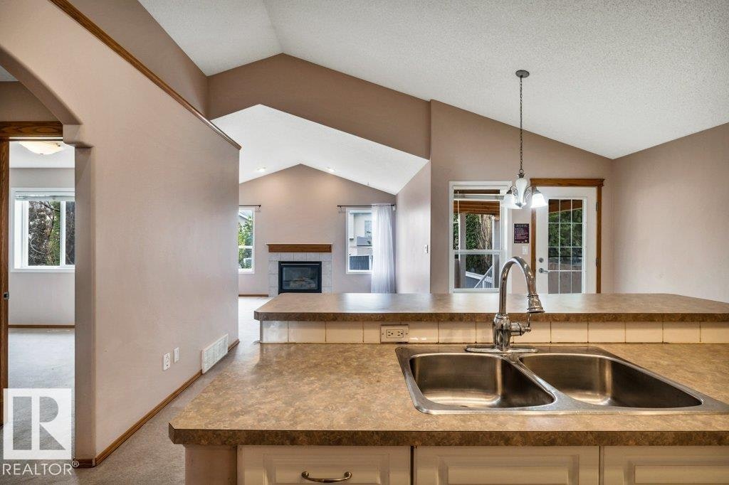 4051 33 Street, Edmonton, AB, T6T 1P2 - 12