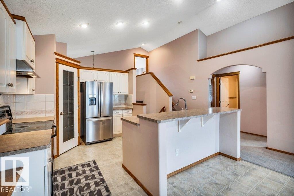 4051 33 Street, Edmonton, AB, T6T 1P2 - 10
