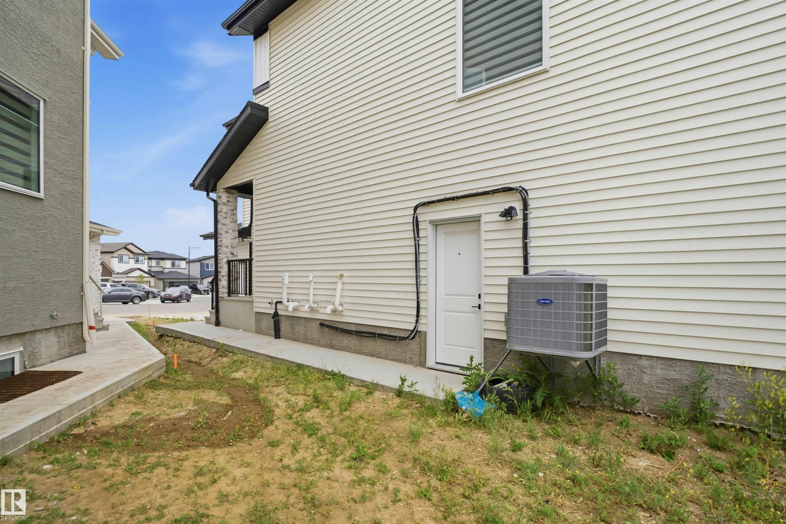 304 33 Avenue, Edmonton, AB, T6T 2V8 - 44