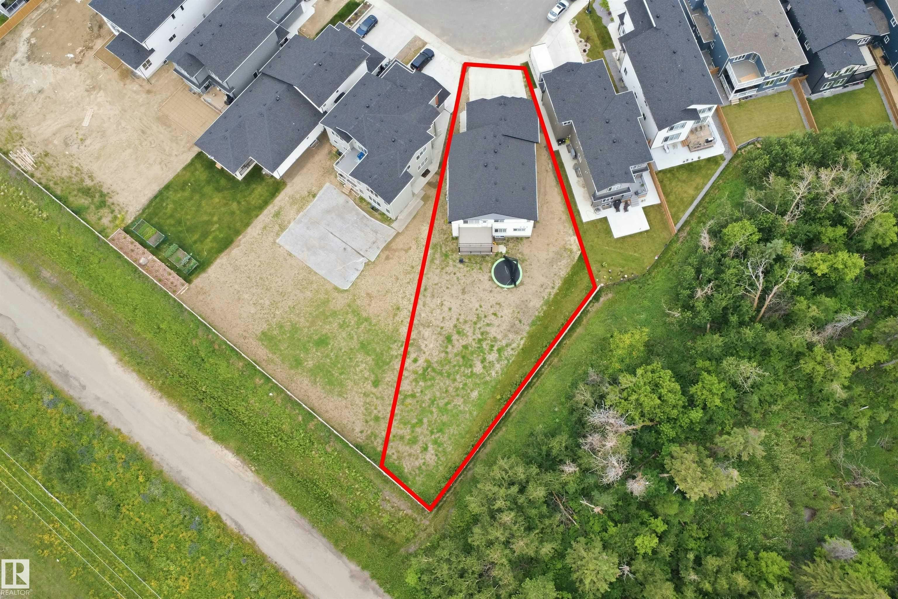 304 33 Avenue, Edmonton, AB, T6T 2V8 - 58