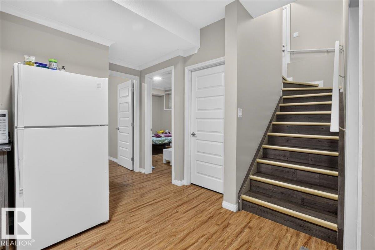 2005 15 Avenue, Edmonton, AB, T6T 2B6 - 34