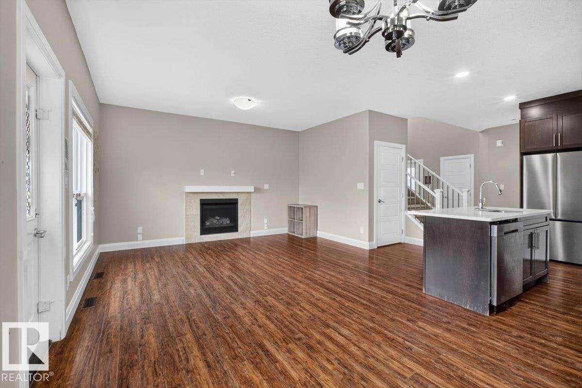 2005 15 Avenue, Edmonton, AB, T6T 2B6 - 14