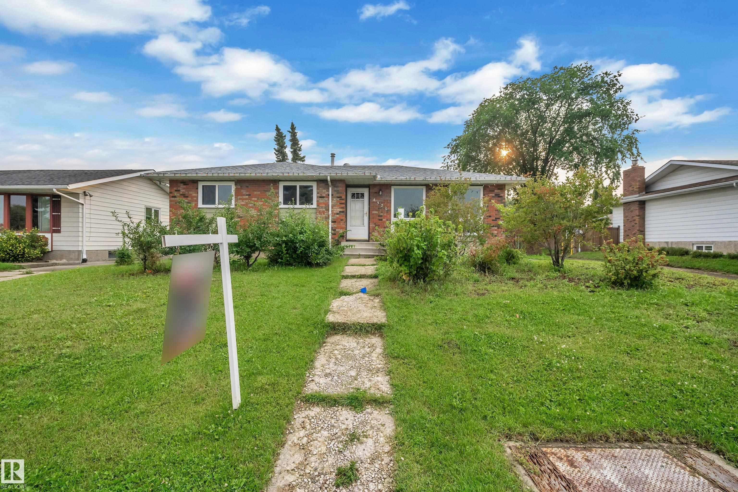 4320 74 Street, Edmonton, AB, T6K 0W2
