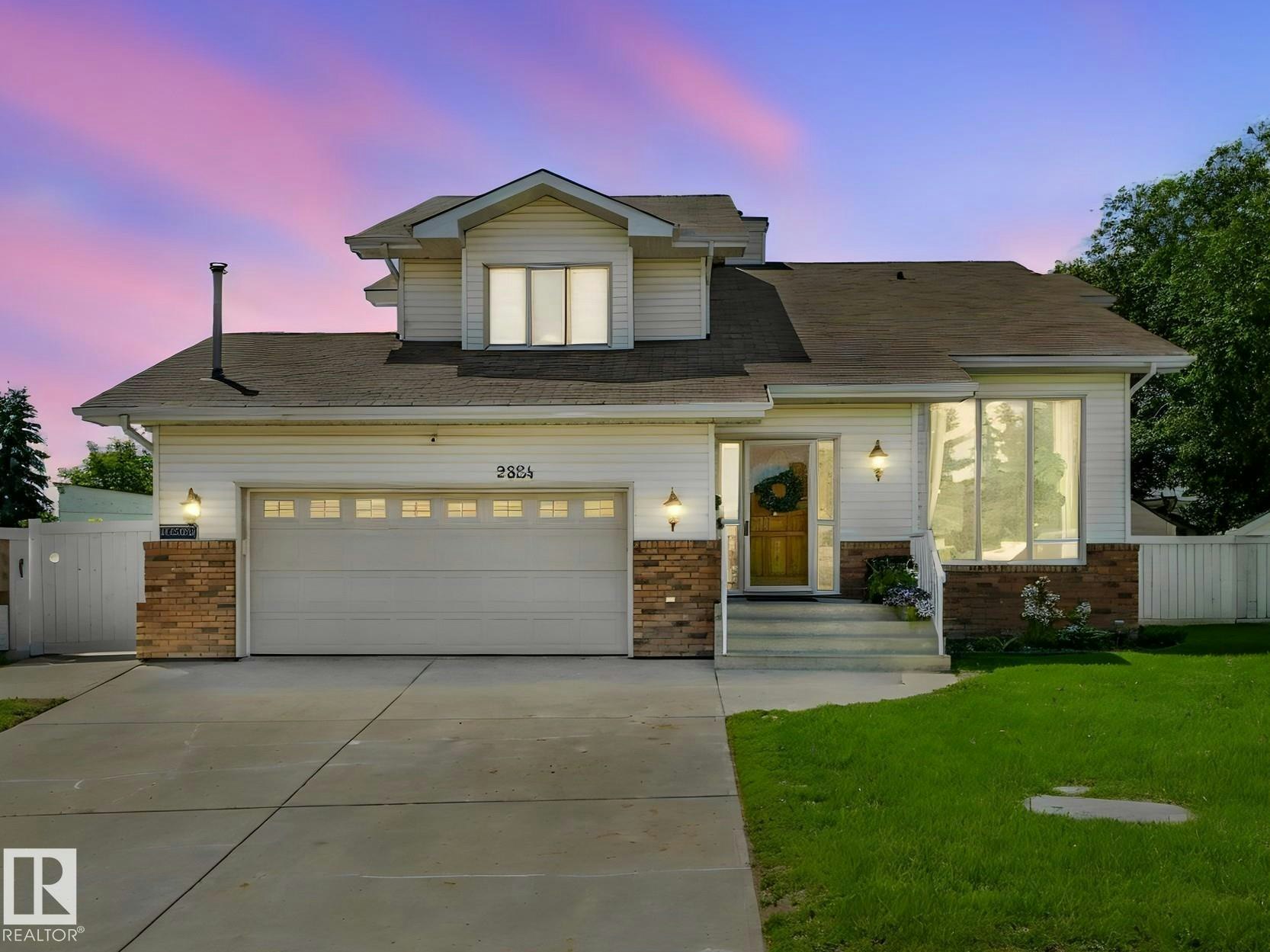 2824 37 Street, Edmonton, AB, T6L 6G4