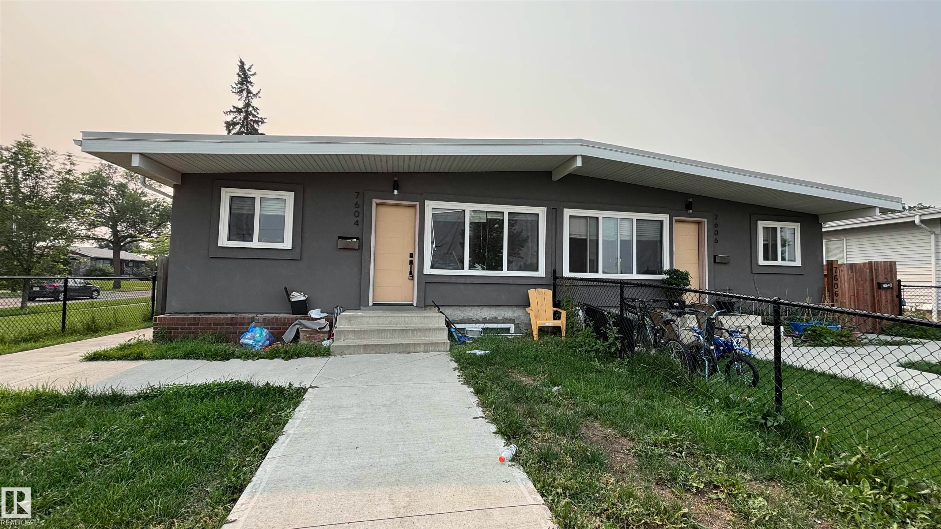 7604 7606 75 Street, Edmonton, AB, T6C 2E9
