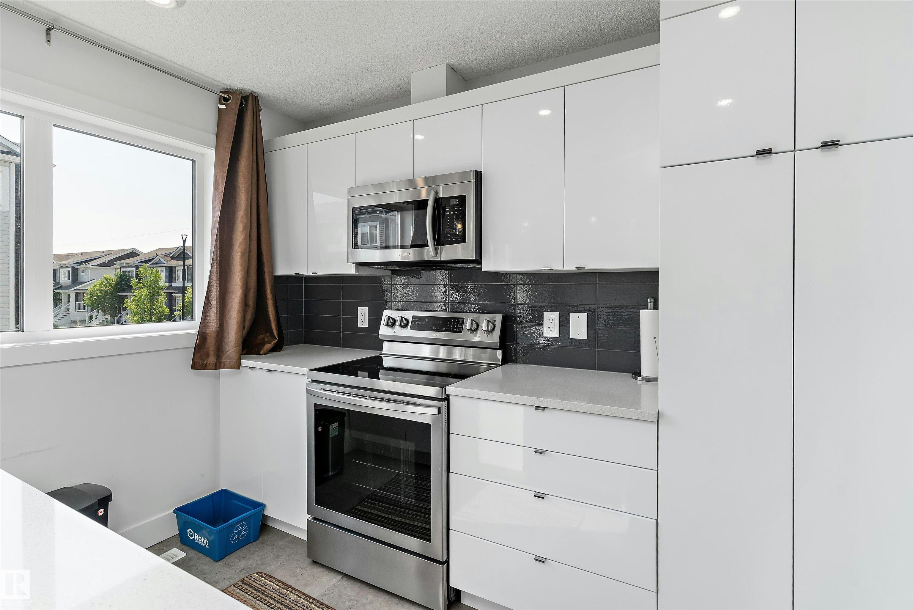 6-16335 84 Street, Edmonton, AB, T5Z 0S1 - 18