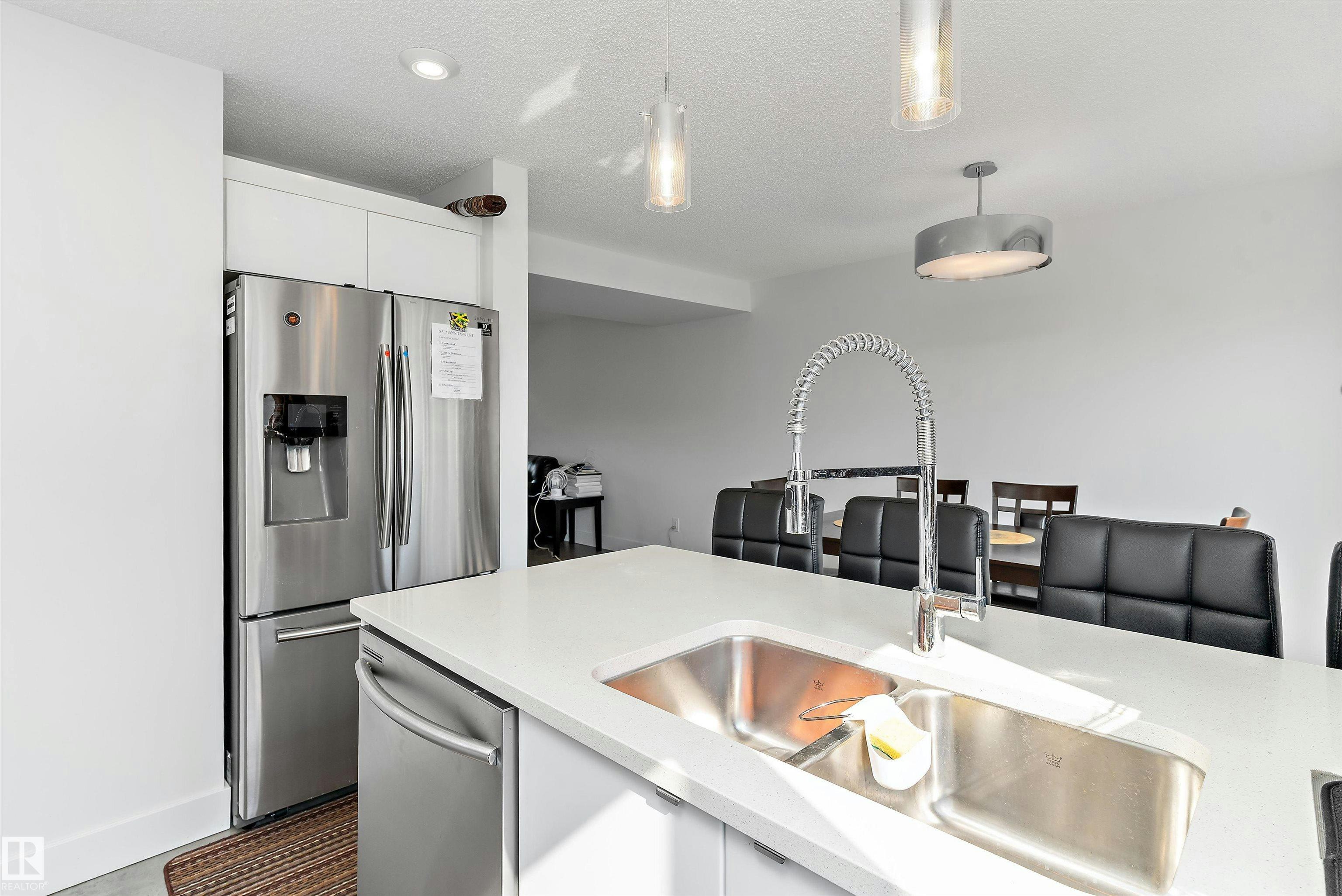 6-16335 84 Street, Edmonton, AB, T5Z 0S1 - 19