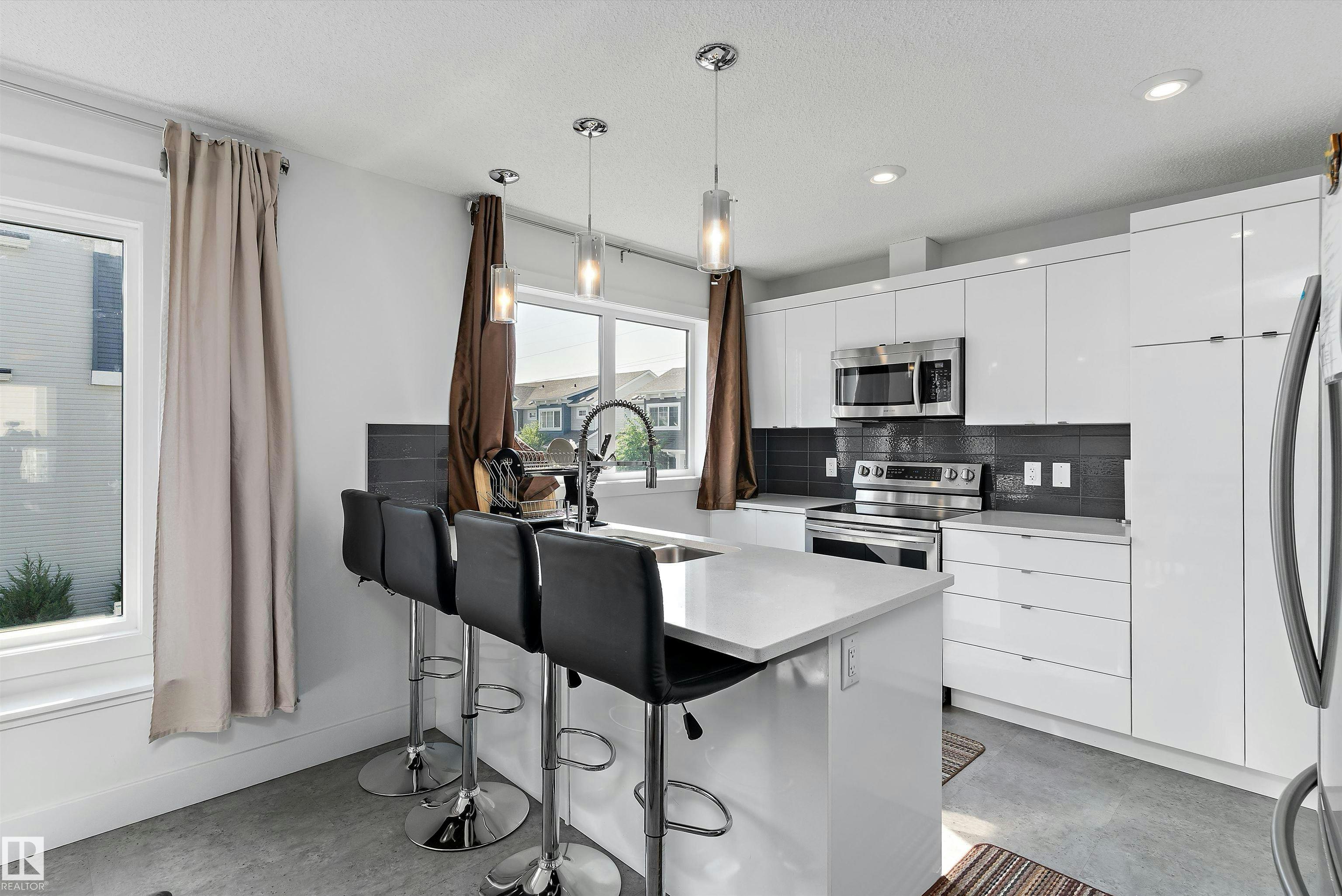 6-16335 84 Street, Edmonton, AB, T5Z 0S1 - 17