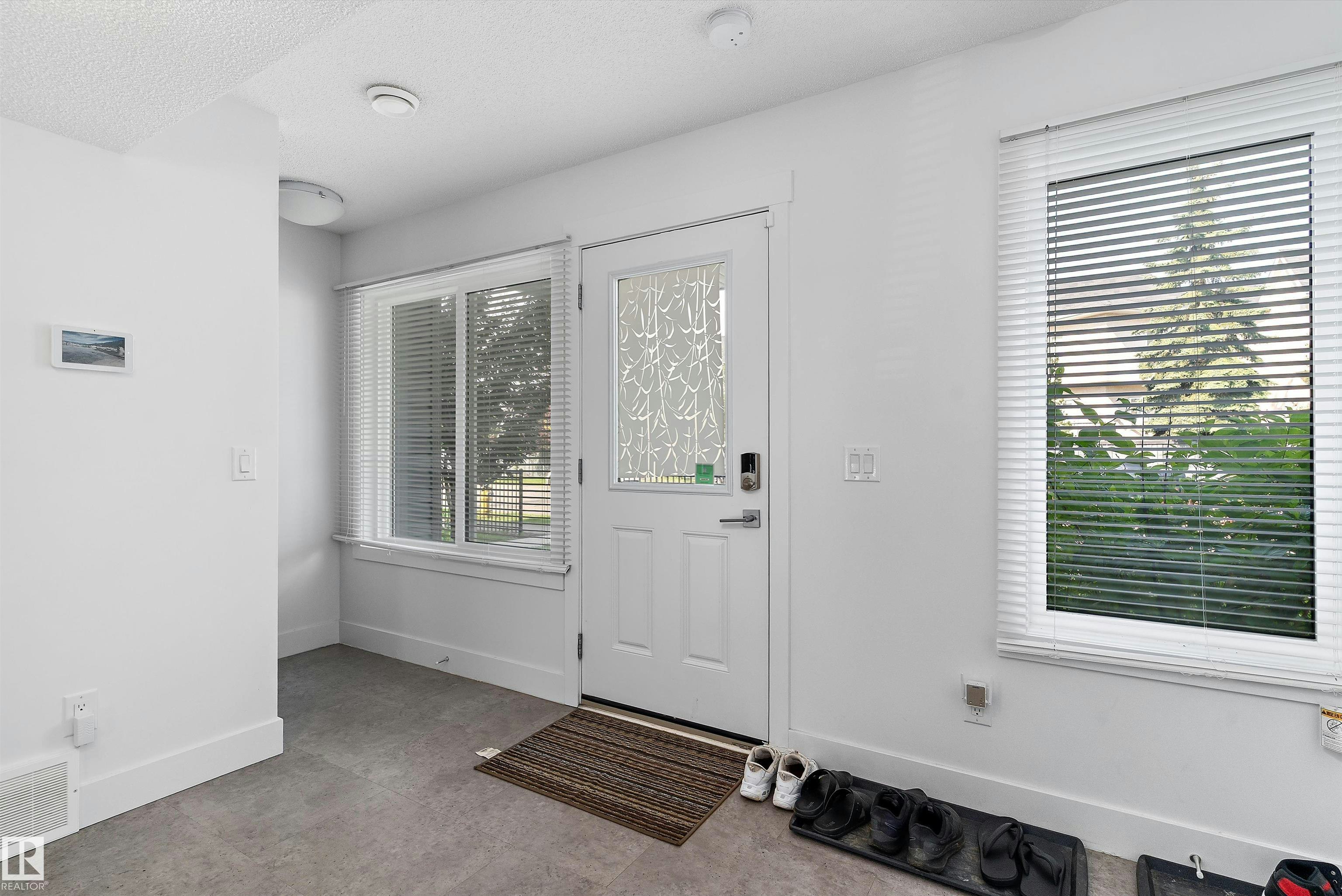 6-16335 84 Street, Edmonton, AB, T5Z 0S1 - 6