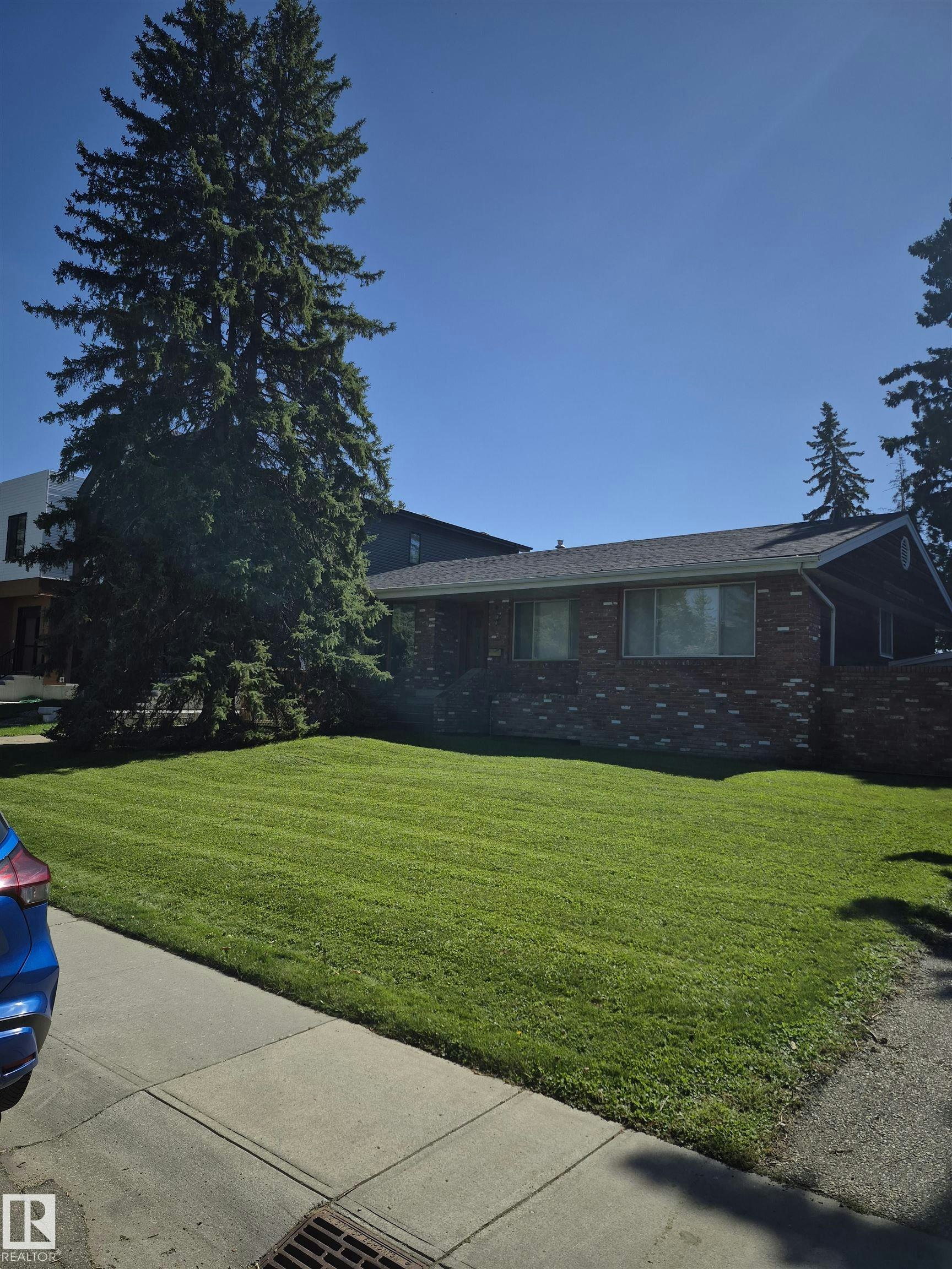 11715 83 Avenue, Edmonton, AB, T6G 0V2