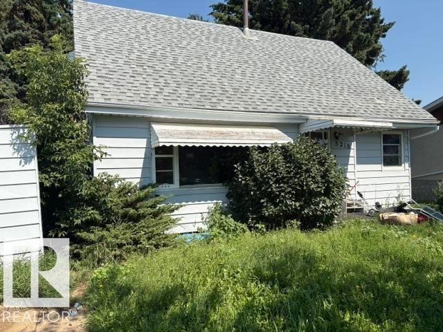 5218 45 Avenue, Vegreville, AB, T9C 1A2