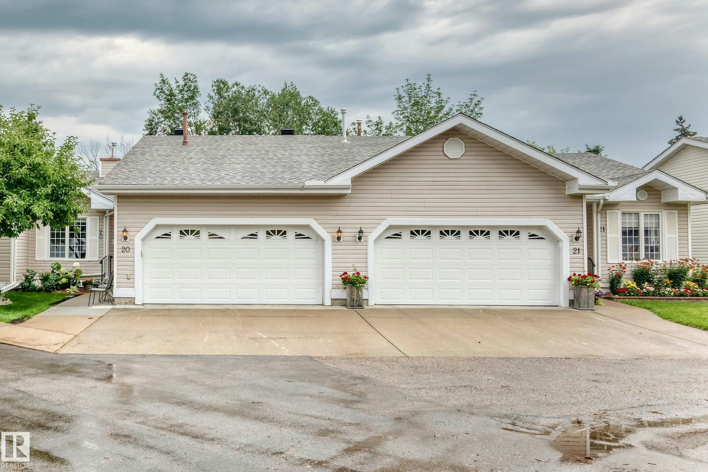 20-9704 165 Street, Edmonton, AB, T5P 4W4