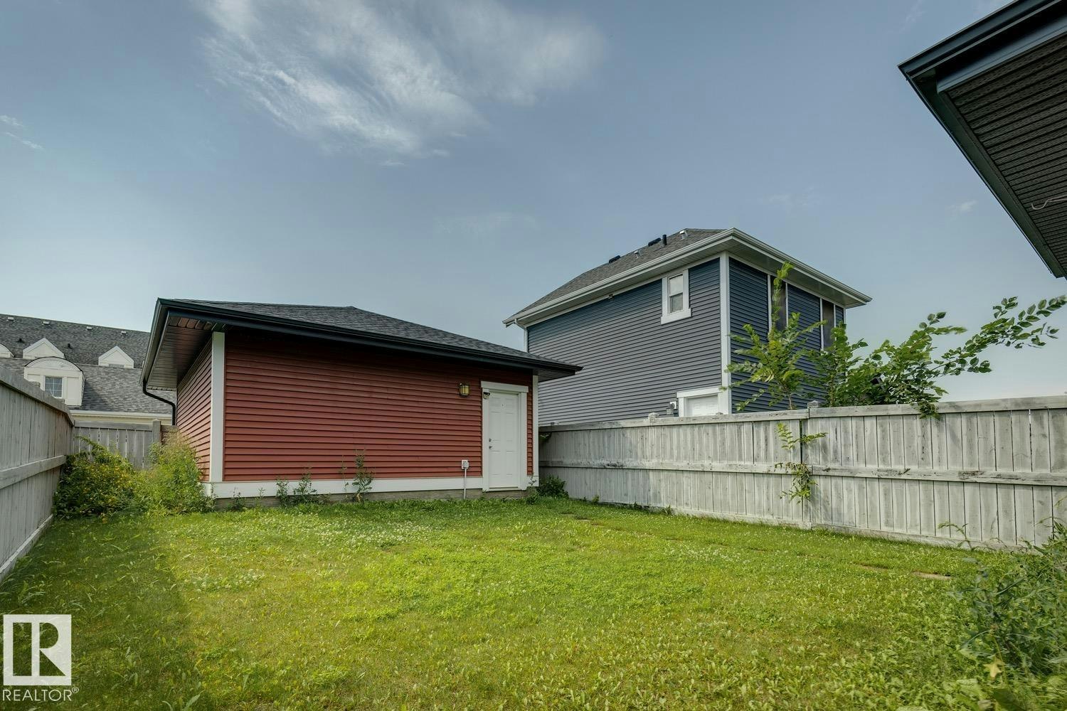 4058 Morrison Way, Edmonton, AB, T5E 6S3 - 40