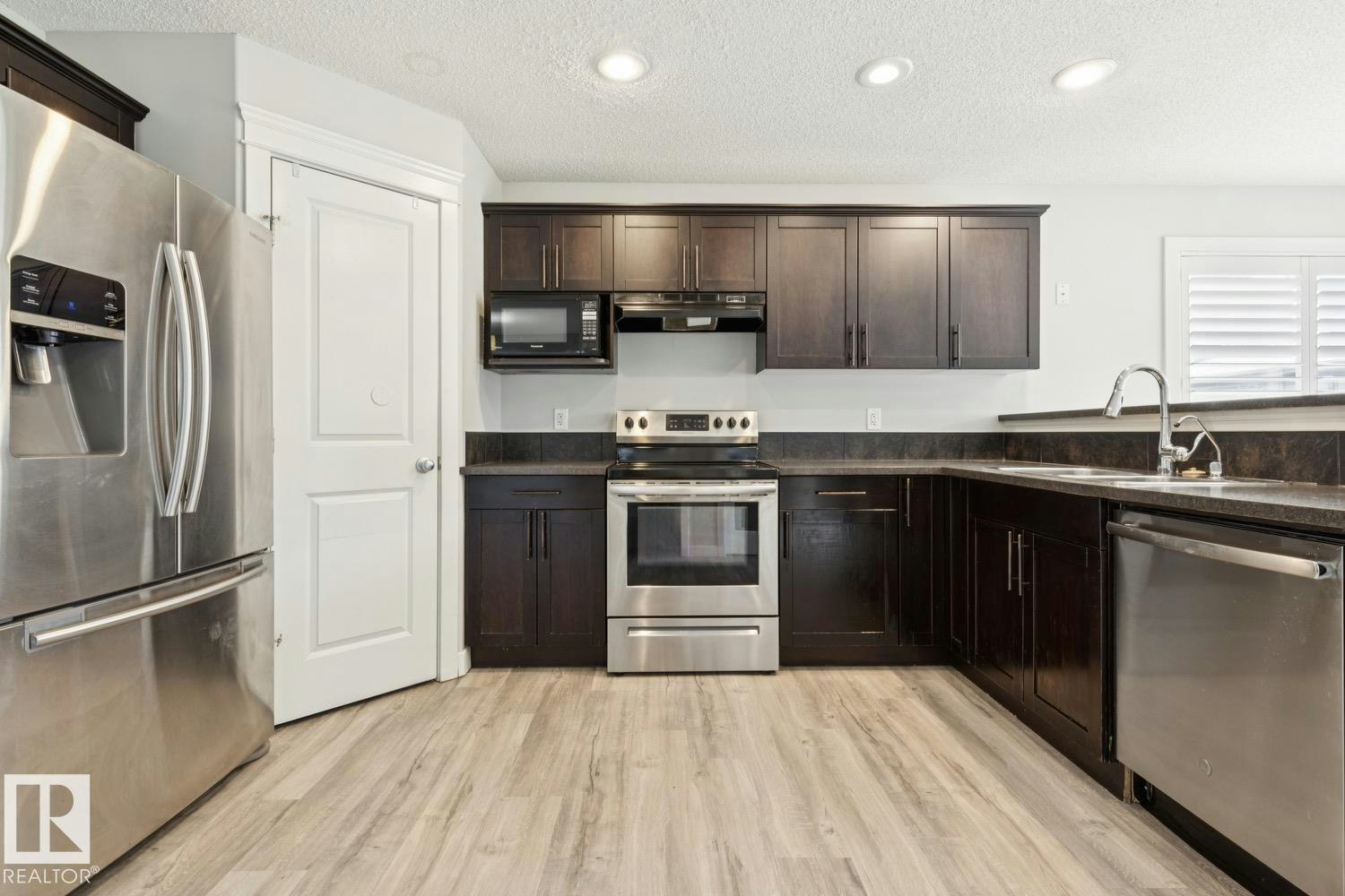 4058 Morrison Way, Edmonton, AB, T5E 6S3 - 10