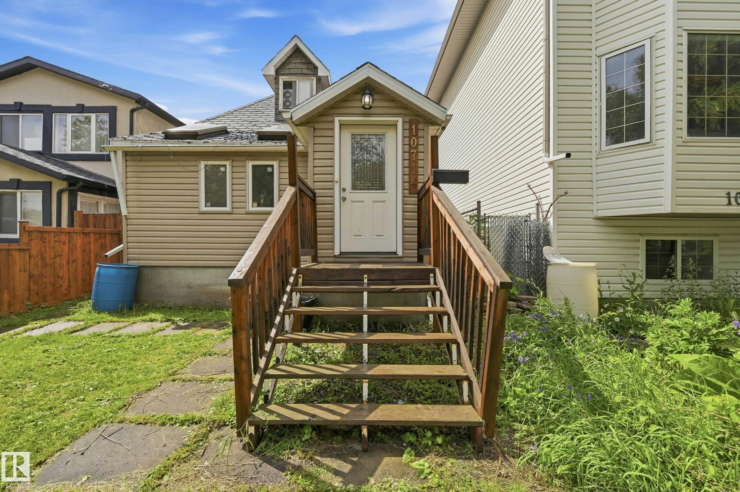 10714 103 Street, Edmonton, AB, T5H 2V8