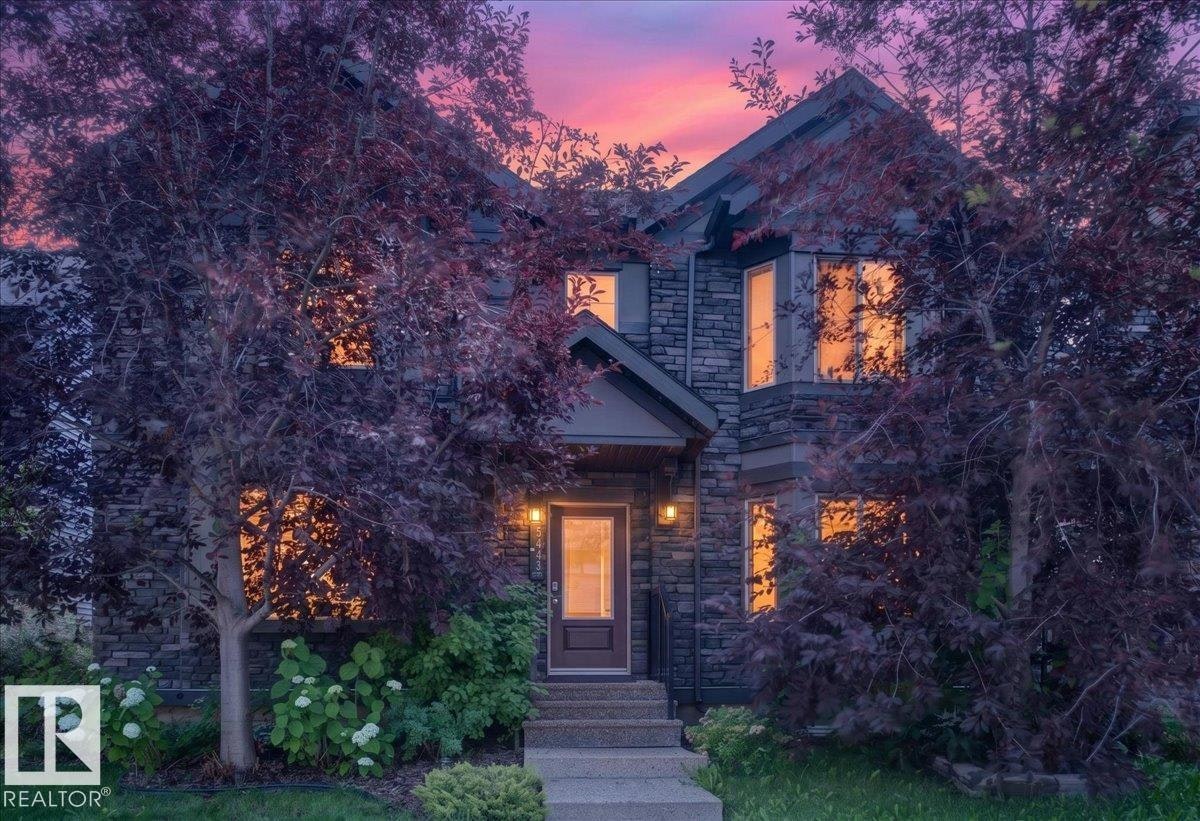 3043 Keswick Way, Edmonton, AB, T6W 2R2