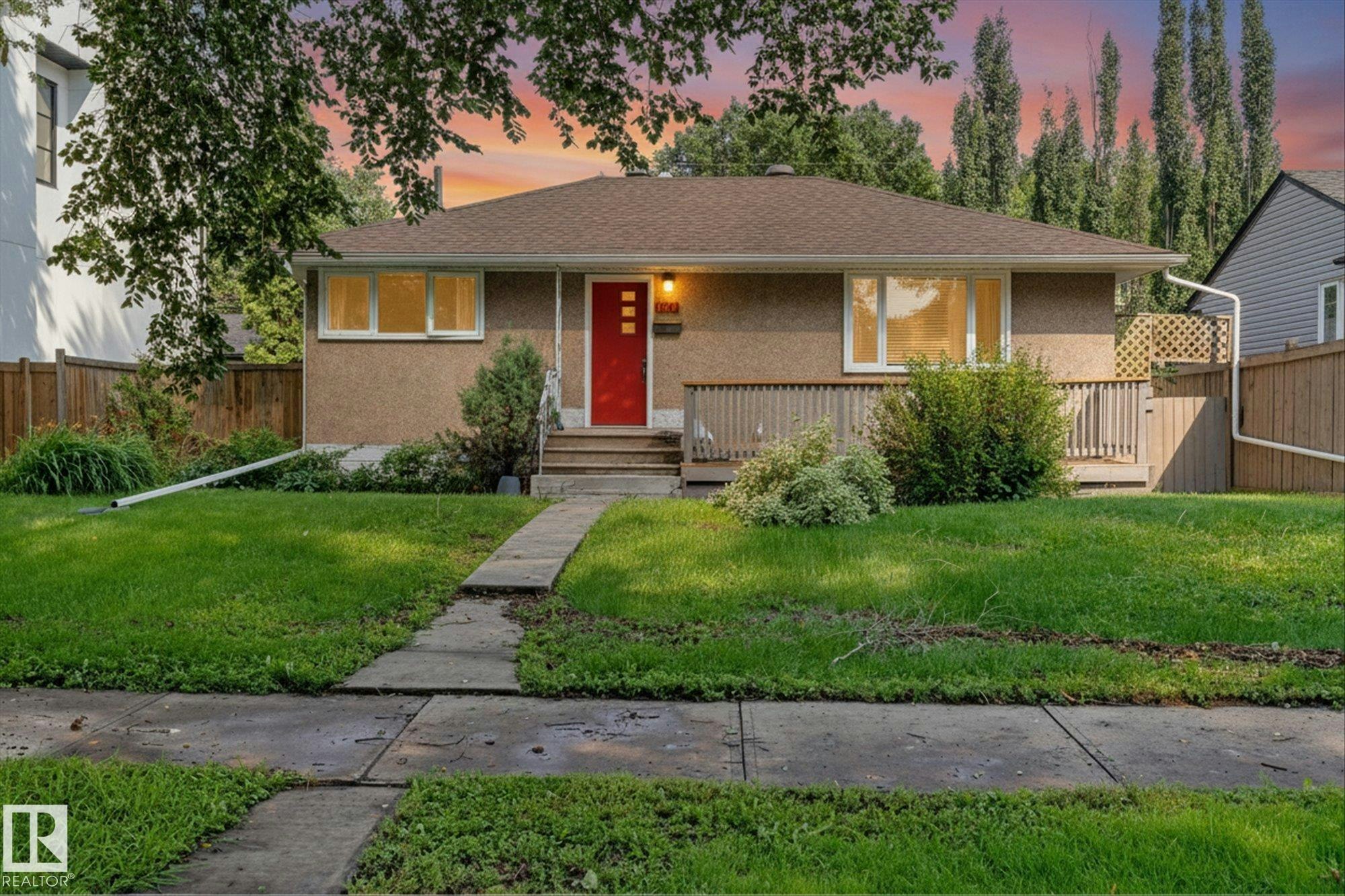 9219 148 Street, Edmonton, AB, T5R 1A4