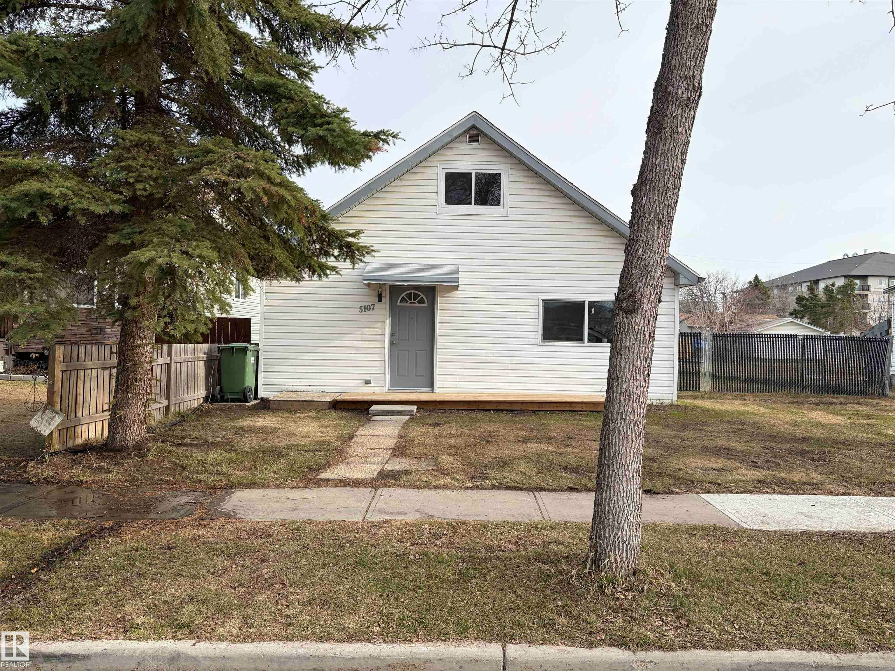  5107 52 Ave, Bonnyville Town, AB, T9N 2A6