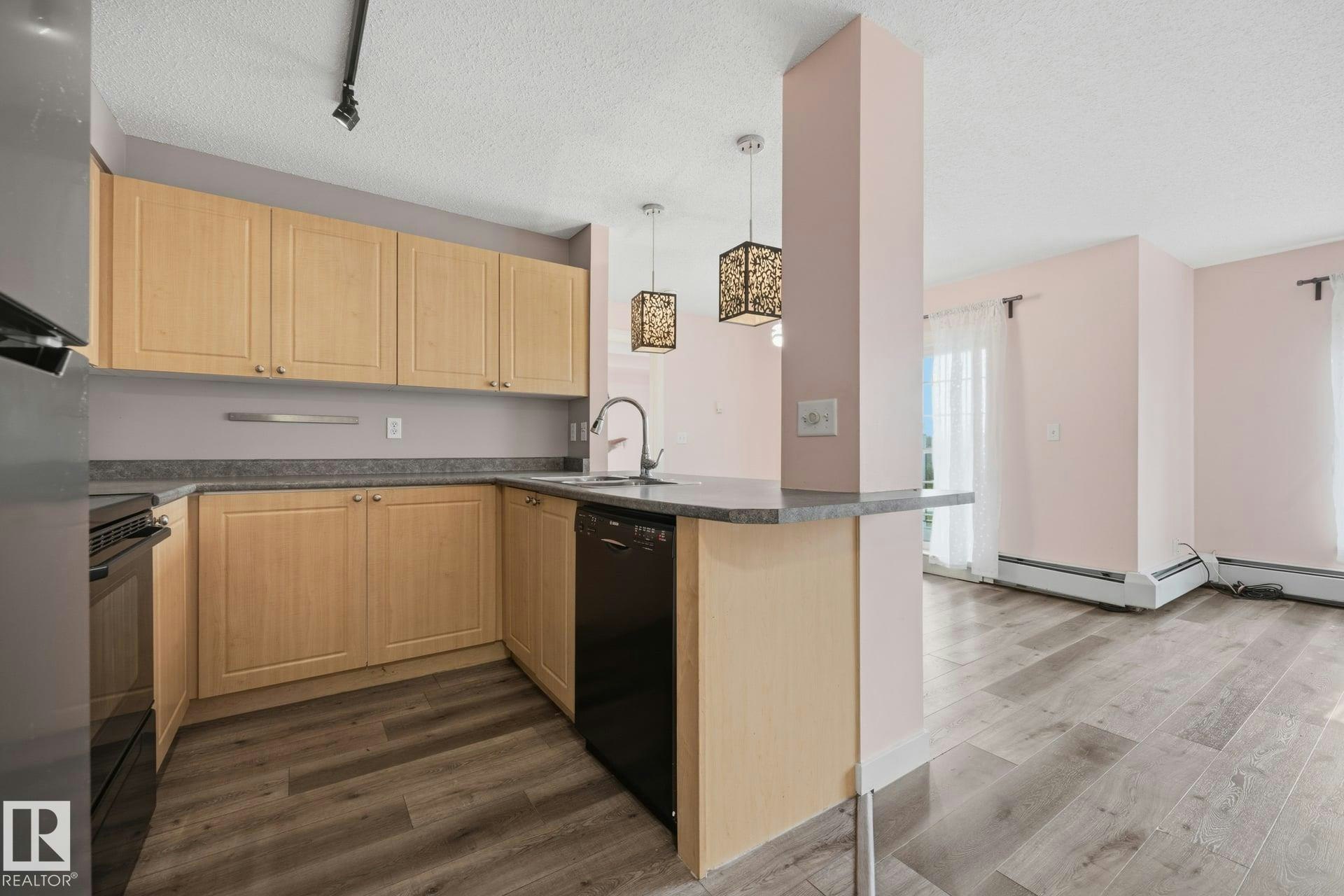 307-616 Mcallister Loop, Edmonton, AB, T6W 1N1