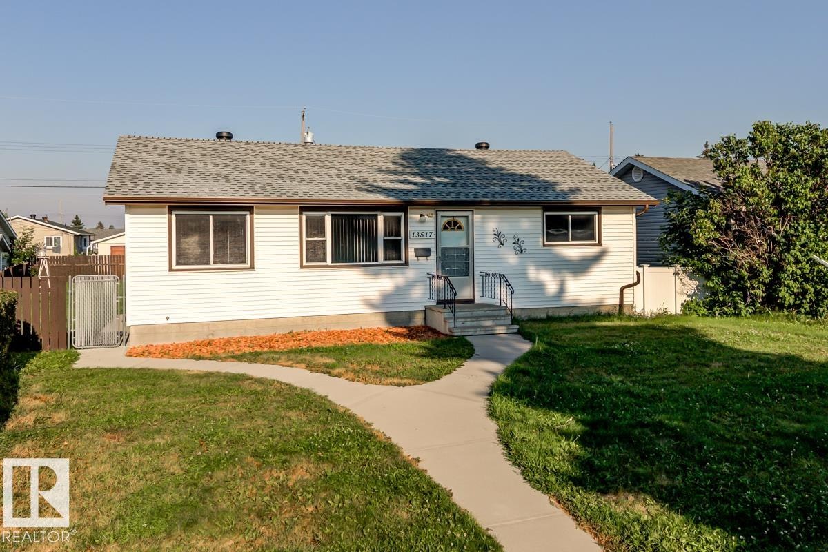 13517 136 Street, Edmonton, AB, T5L 2A2