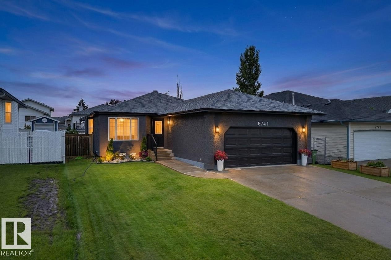 6741 162a Avenue, Edmonton, AB, T5Z 3C6