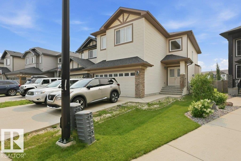 258 Albany Drive, Edmonton, AB, T6V 0L3