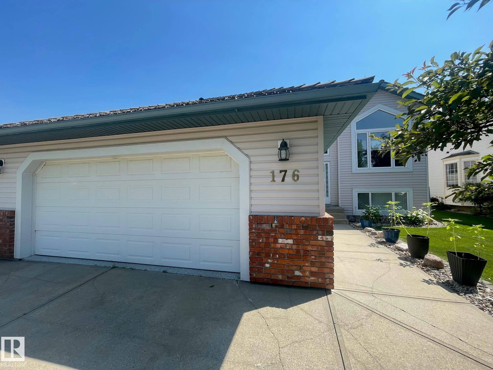 176 Highland Way, Rural Strathcona County, AB, T8A 5R2