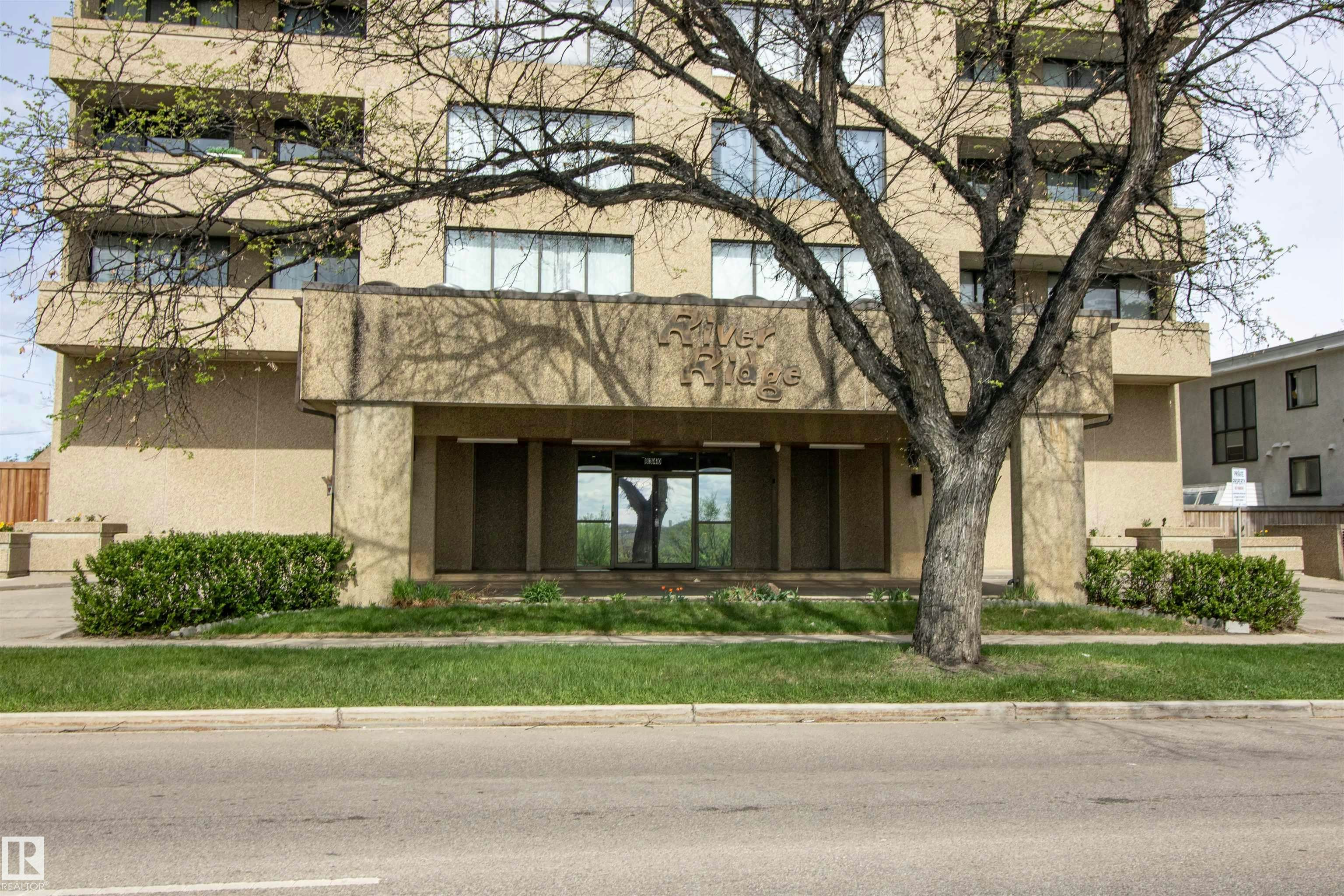 202-8340 Jasper Avenue, Edmonton, AB, T5H 4C6