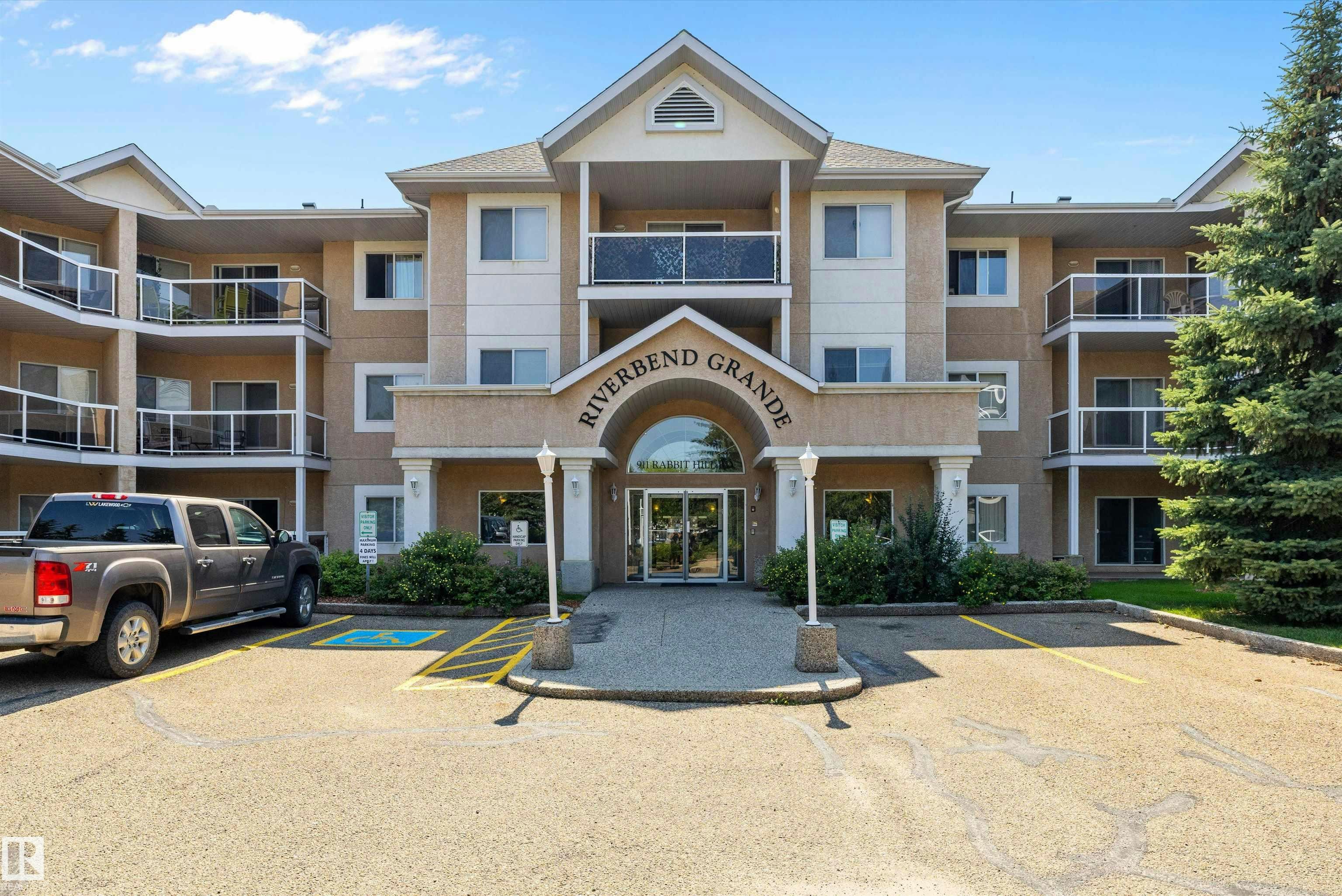 207-911 Rabbit Hill Road, Edmonton, AB, T6R 2S7