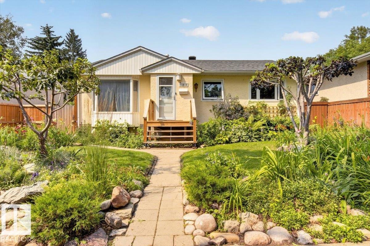 11934 43 Street, Edmonton, AB, T5W 2P6
