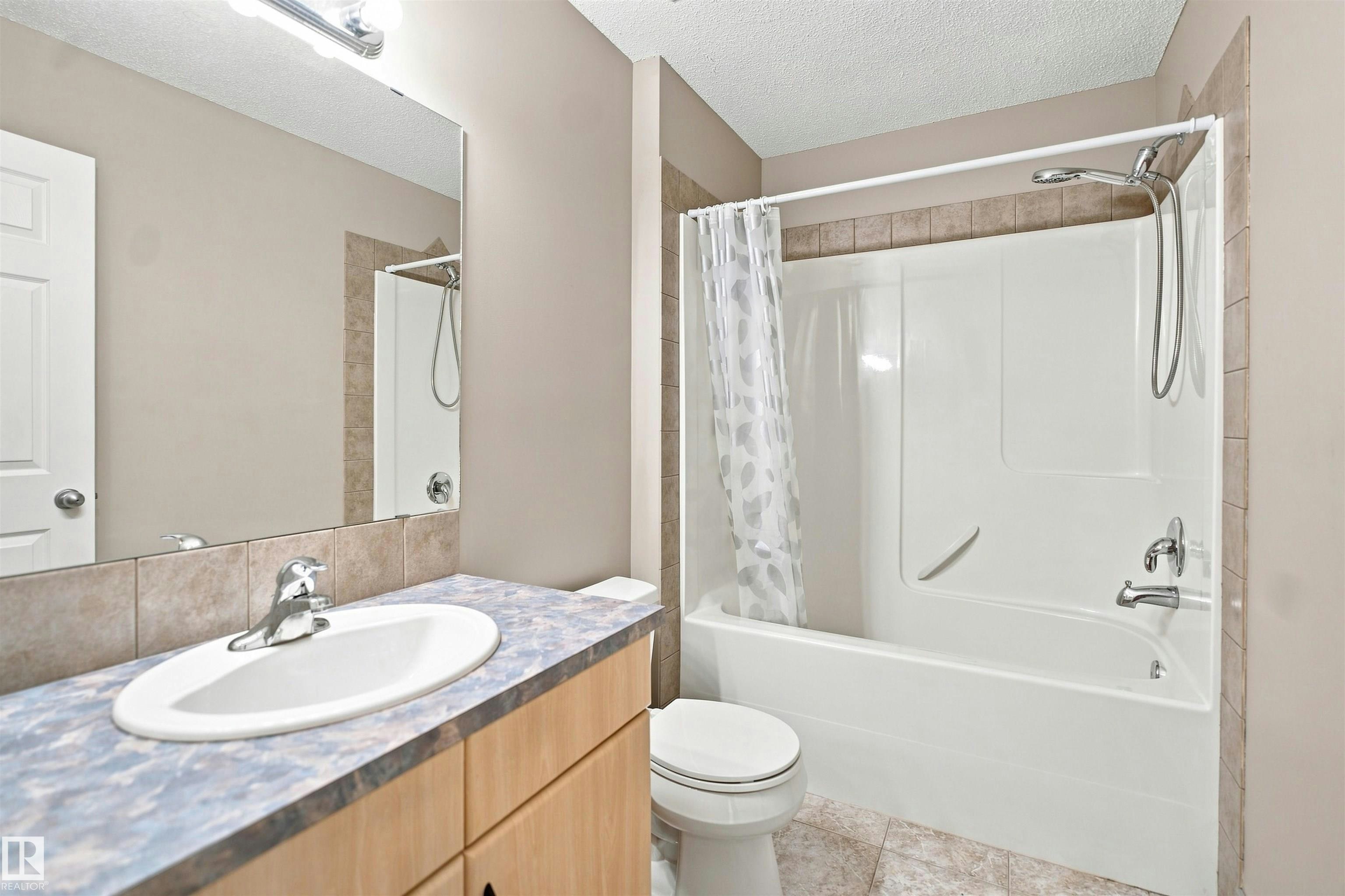 1328 80 Street, Edmonton, AB, T6X 1H4 - 19